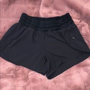 Lululemon Tracker Short IV 4 Way Stretch 4”
